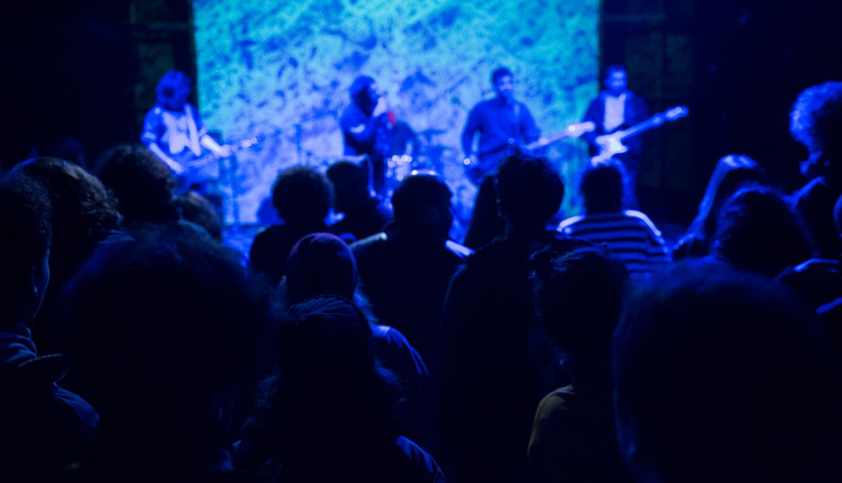 Volver al futuro, versiones del indie