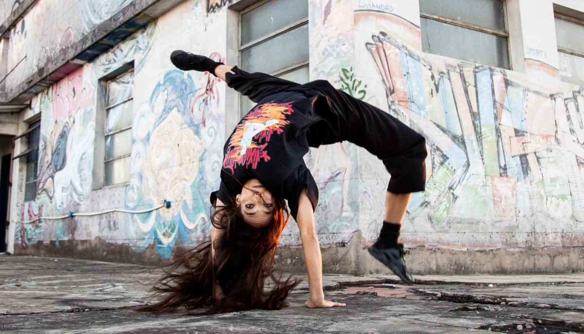 Danza Contemporánea con elementos de Breaking con Mariela Puyol