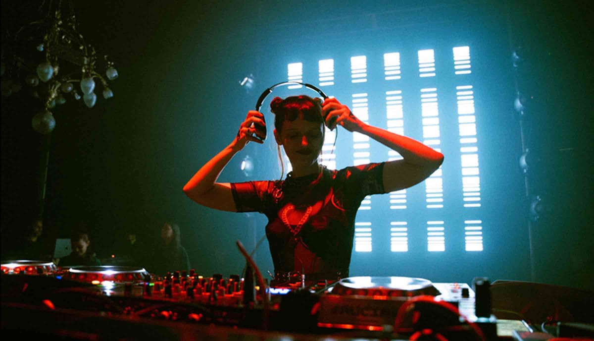 DJ HTML