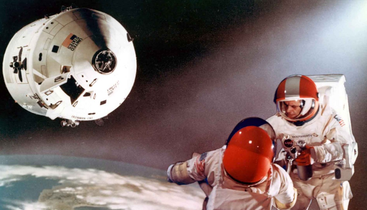 Abandonados en el espacio