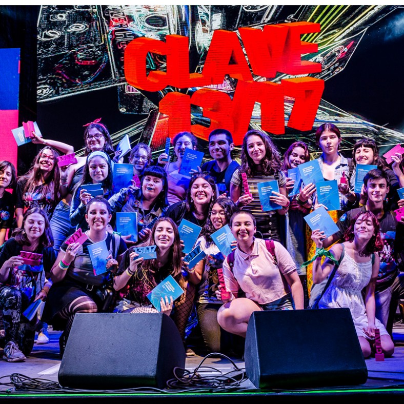 Club de Lectura Clave + Novelas Para Chicxs