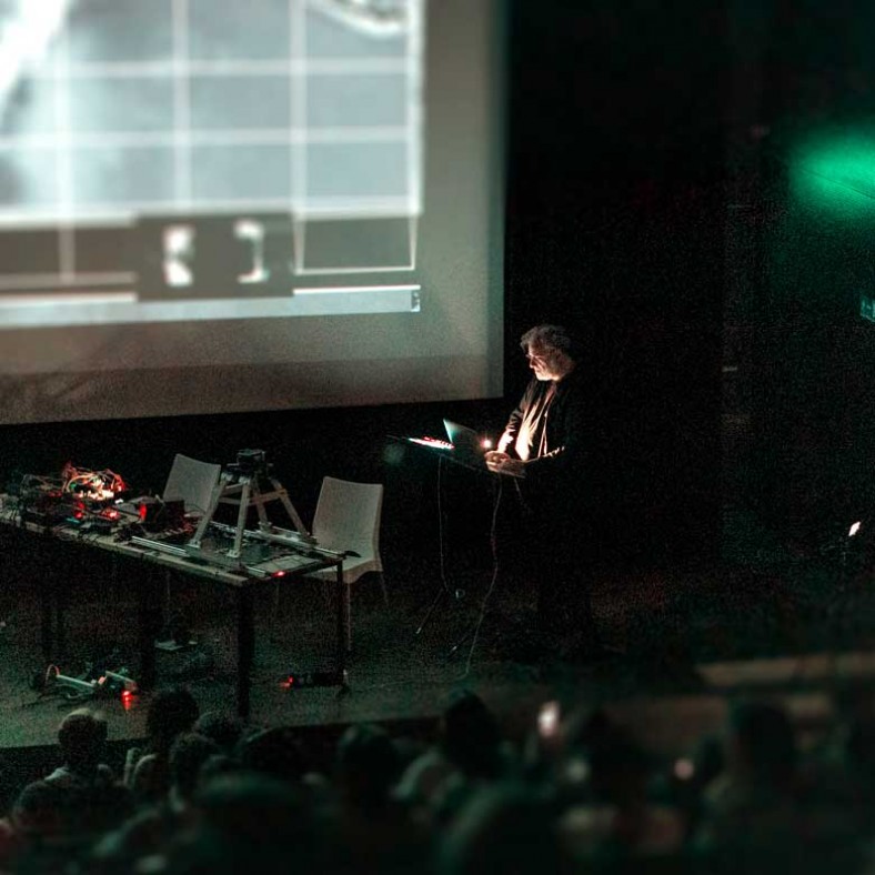 Pleamar: Artes Electrónicas en El Recoleta