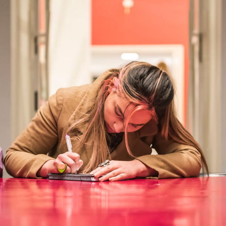 Total interferencia: leer para escribir con Camila Fabbri