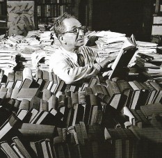 Lecturas y actuación colectivas con Analía Couceyro