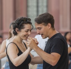 Tango en el Recoleta con Martín ChiLi e Inés Muzzopappa